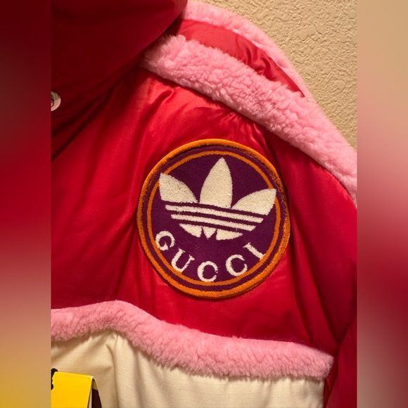 New Gucci x Adidas Logo Pink Puffer Fleece Double Sided Jacket Size 42 / US L - Picture 11 of 16